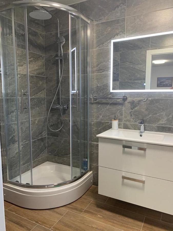 Apartmani Albatros Perusic Dış mekan fotoğraf